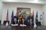  U nënshkrua marrëveshje bashkëpunimi mes Universitetit “Kadri Zeka” dhe Këshillit Kombëtar Shqiptar