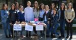  Nxënësit e shkollës aksion humanitar për maturantët