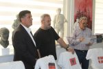  Gjilani publikon fituesit e konkursit për shtatoret dhe bustet e heronjve
