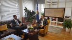  Ministri Lluka takon Drejtorin Ekzekutiv të OEAK, Arian Zeka, diskutohen zhvillimet ekonomike në vend