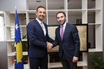  Stavileci i dorëzoi detyrën ministrit të ri të MZHE-së, Valdrin Lluka