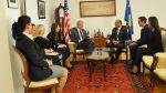  Ministri Gashi priti në takim njoftues ambasadorin e ShBA-ve në Kosovë