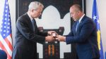  Ambasadori Delawie nderohet me “Hartën e Artë të Kosovës”