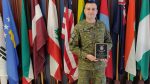  Kapiteni i FSK-së, Fatmir Lami, shpallet më i miri në Universitetin Ushtarak për Logjistikë në Fort Lee, SHBA
