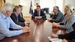  Ministri Lekaj përshpejton projektet e BERZH-it për Ferizajn, Gjilanin dhe Prizrenin