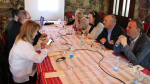  OSBE organizon takim për vazhdimin e procesit të zgjedhjes së këshillave të fshatrave dhe lagjeve