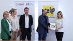  Dymbëdhjetë të rinj të Gjilanit përfitojnë grante për ndërmarrësi