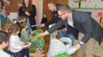  Bashkatdhetari Naser Morina u shpërndau dhurata fëmijëve të Çerdhes “Filizat”