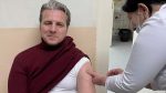  Kryetari i Preshevës Shqiprim Arifi vaksinohet kundër Covid-19