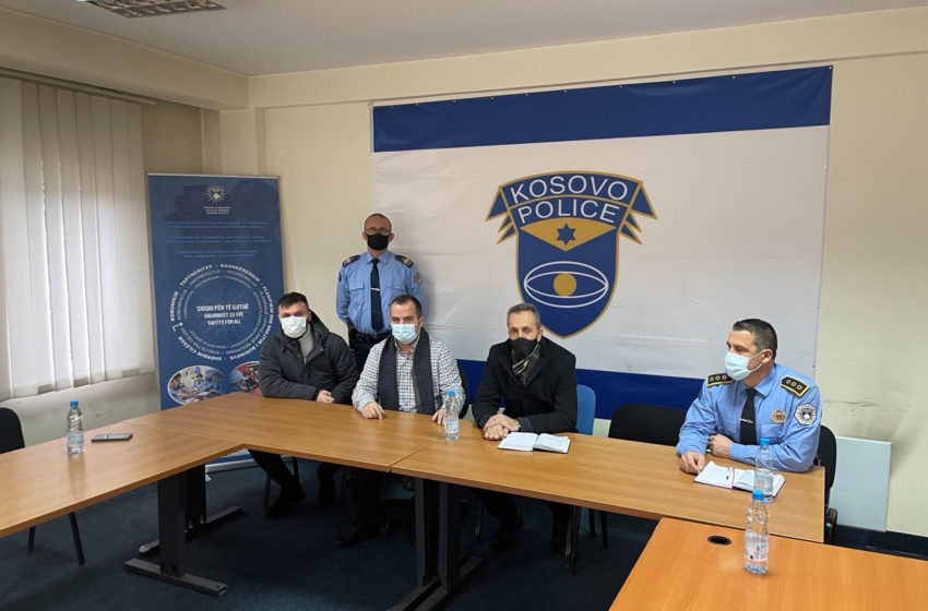  Komandanti i stacionit policor në Kamenicë realizon takim me KLSP-të