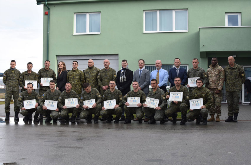  Certifikohen instruktorët e FSK-së, kundër armëve të shkatërrimit në masë