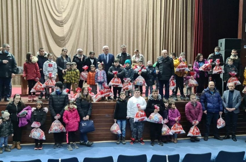  Komuna e Bujanocit ndanë 770.000 dinarë për 70 fëmijë me nevoja të veçanta