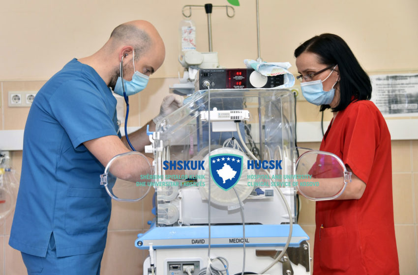  Klinika e Neonatologjisë në QKUK, gjatë vitit 2021 ka pranuar për trajtim mjekësor 9 mijë e 495 foshnje