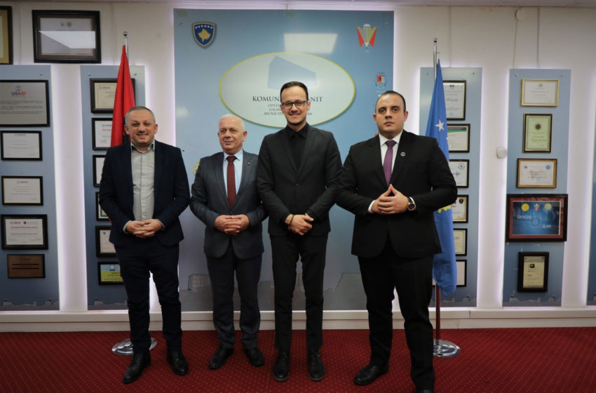  Kryetari Alban Hyseni pret në takim kryetarin e Bujanocit, Nagip Arifi, diskutojnë për bashkëpunim në disa fusha