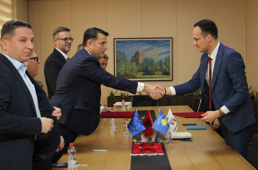  Komuna e Gjilanit dhe UP ‘Kadri Zeka’ nënshkruajnë marrëveshje bashkëpunimi