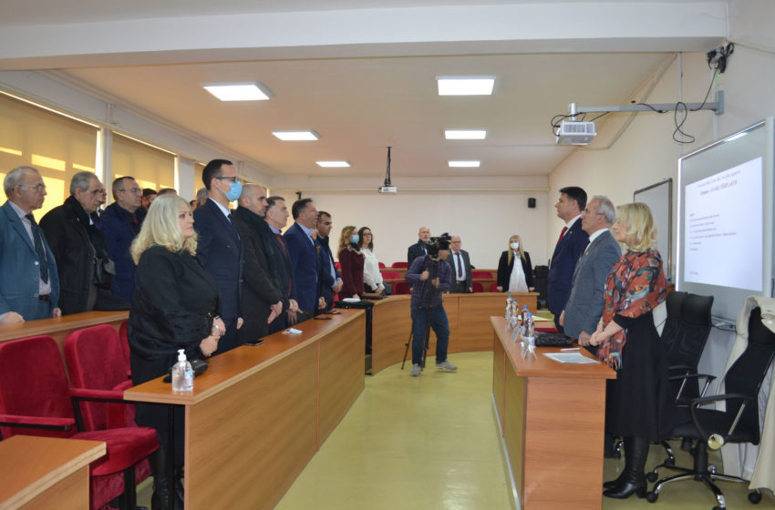  Universiteti Publik “Kadri Zeka” në Gjilan organizoi tribunën – Janari i përflakur