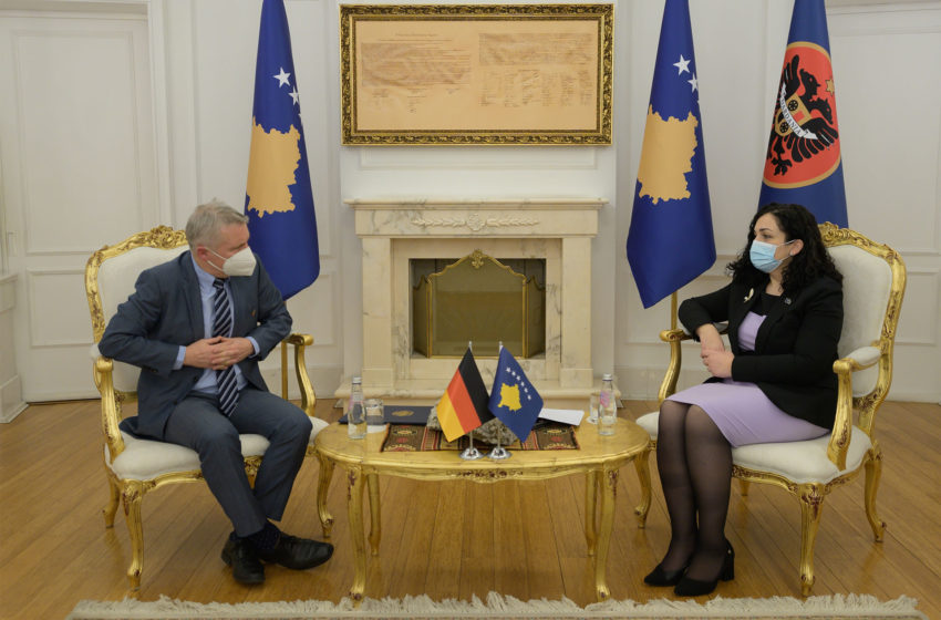  Presidentja Osmani priti në takim ambasadorin e Gjermanisë Jörn Rohde