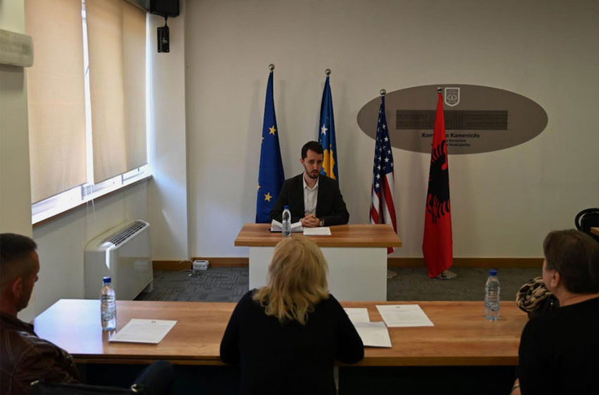  Kryetari i Kamenicës pret në takim përfaqësues të organizatës HandiKOS