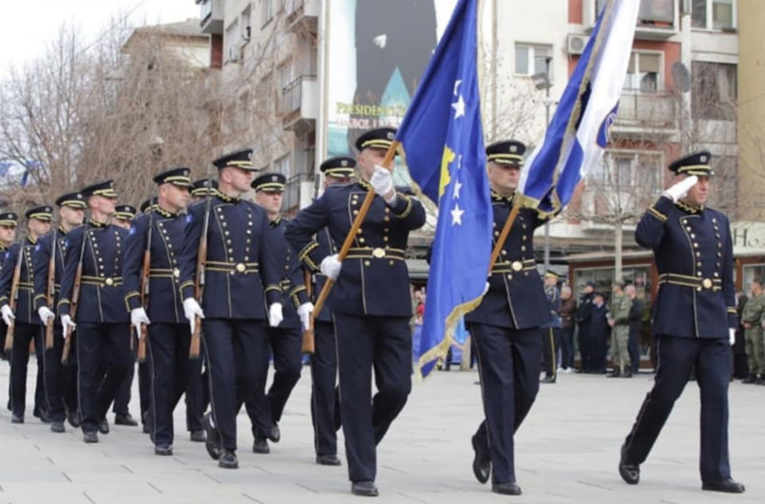  Policia ua uron qytetarëve Ditën e Pavarësisë së Kosovës