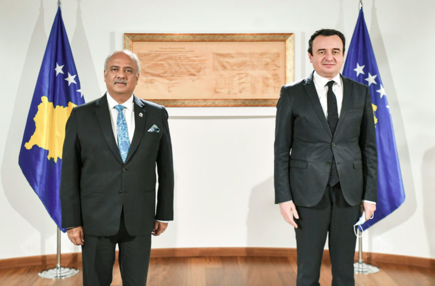  Kryeministri Kurti priti në takim Presidentin e Rotary International