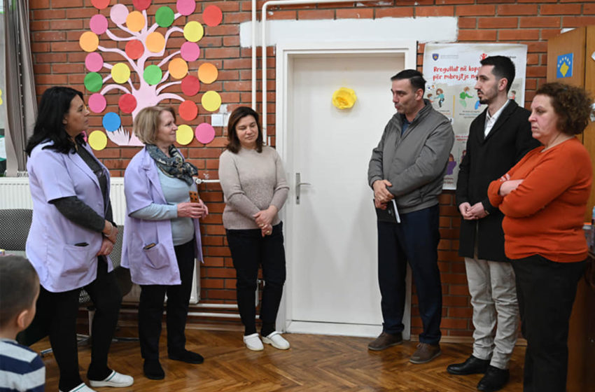  Kryetari i Kamenicës ka vizituar Institucionin Parashkollor “Filizat”