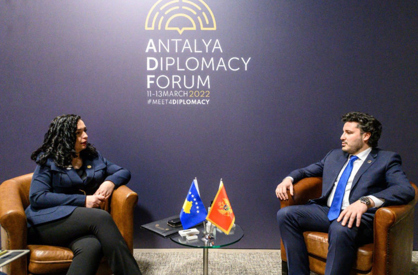  Presidentja Osmani takoi kandidatin e mandatuar për Kryeministër të Malit të Zi, Dritan Abazoviq