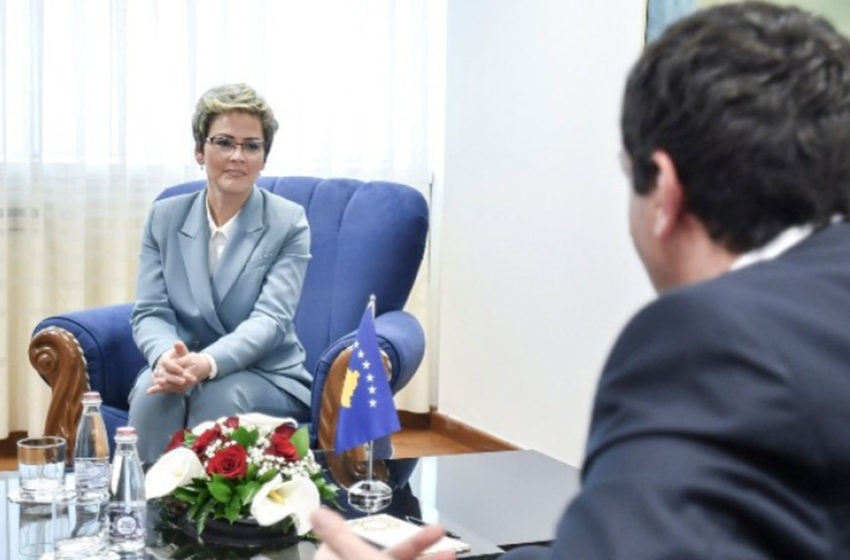  Kuvendi i komunës së Preshevës shkarkon kryetaren, Ardita Sinani