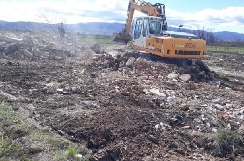  Komuna e Vitisë me aksion pastrimi për largimin e deponisë të mbeturinave në Pozheran