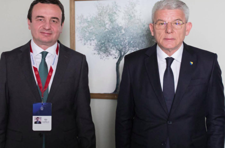  Kryeministri Kurti takohet me Kryetarin e Presidencës së Bosnje dhe Hercegovinës, Shefik Xhaferoviq
