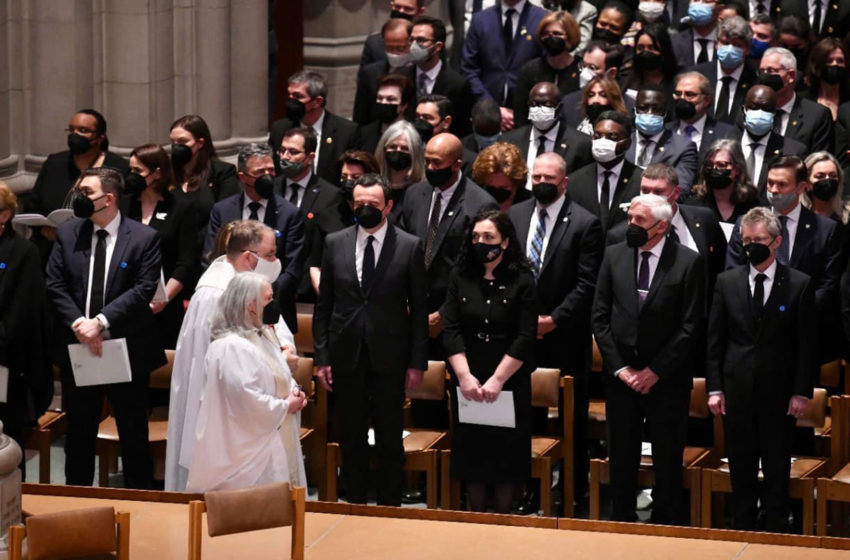  Kryeministri Kurti mori pjesë në ceremoninë e varrimit të ish-Sekretares së Shtetit, Madeleine Albright
