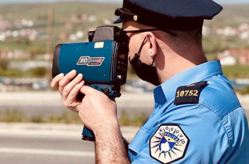  Policia e Kosovës: Afro 2 mijë gjoba trafiku, 51 aksidente, prej tyre 15 me të lënduar