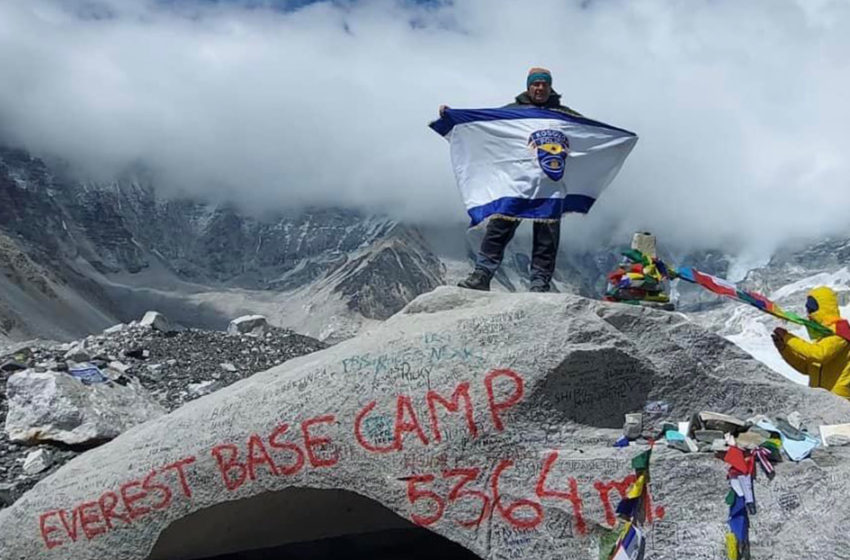  Zëdhënësi Ismet Hashani ngjitjen në majën e Everestit ua kushton kolegëve të rënë në detyrë