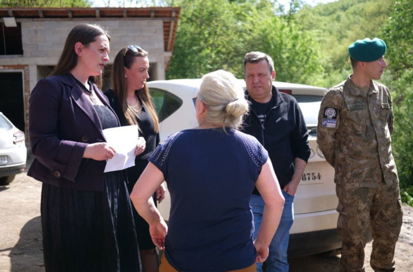  Gjilani pranon donacion me veshmbathje për 40 familje në nevojë