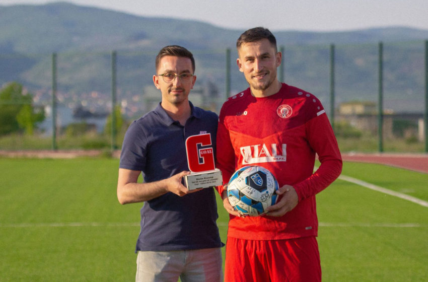  Blerim Krasniqi merr topin zyrtar të ndeshjes Llapi – Gjilani si golashënues i trefishtë