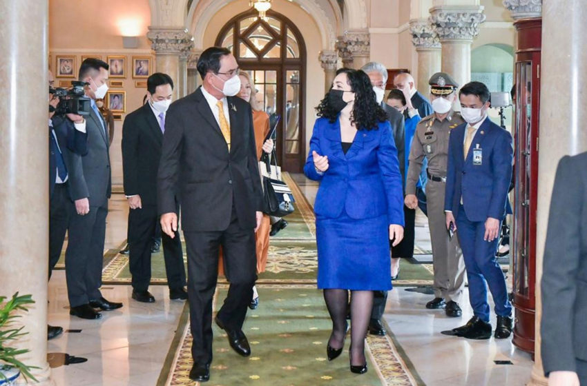  Presidentja Osmani takoi kryeministrin e Tajlandës, Prayout Chan-o-cha