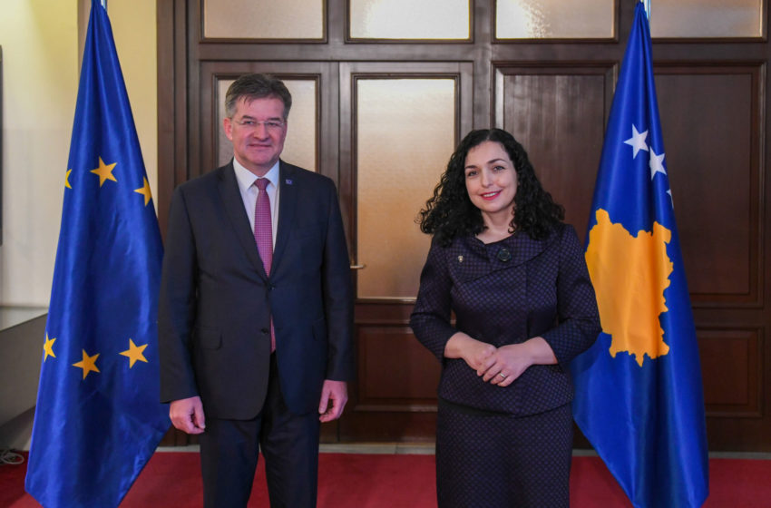  Presidentja Osmani priti në takim Përfaqësuesin Special të BE-së për Dialog, Miroslav Lajçak