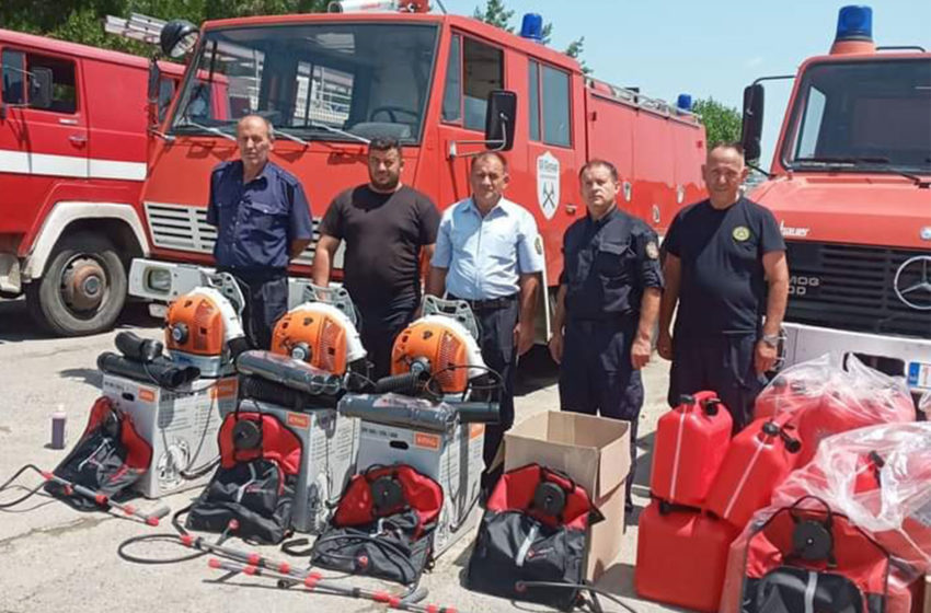  Komuna e Vitisë furnizon zjarrfikësit me pajisje të nevojshme