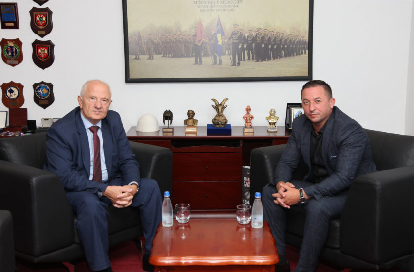  Ministri Mehaj priti në takim ish-Presidentin e Republikës së Kosovës, Fatmir Sejdiu