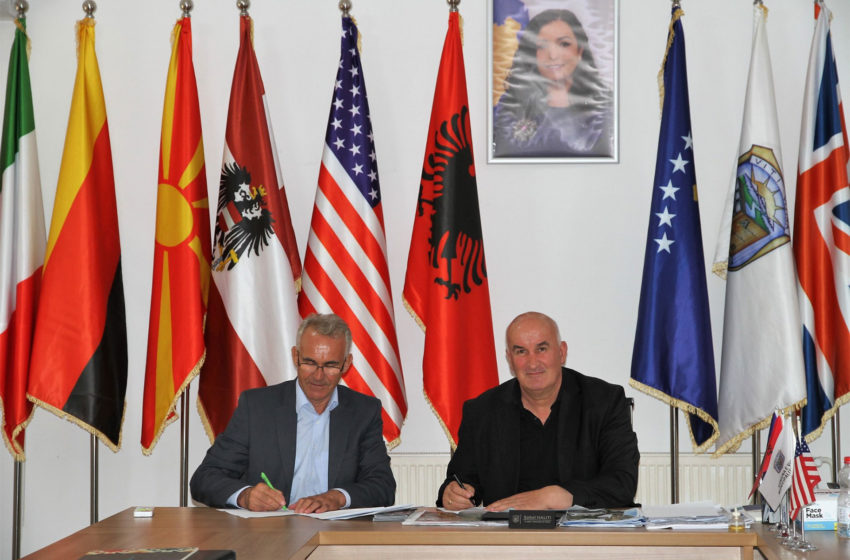  Komuna e Vitisë dhe “Eco-Higjiena” nënshkruajnë marrëveshje bashkëpunimi për sezonin verorë