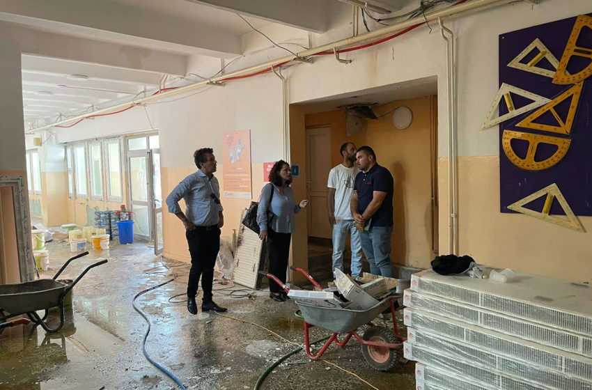  Sylejmani: Punët e izolimit dhe të nyjeve sanitare në shkollën “Rexhep Elmazi” drejt përfundimit, viti i ri shkollor do të fillojë me kushte më të mira për nxënësit
