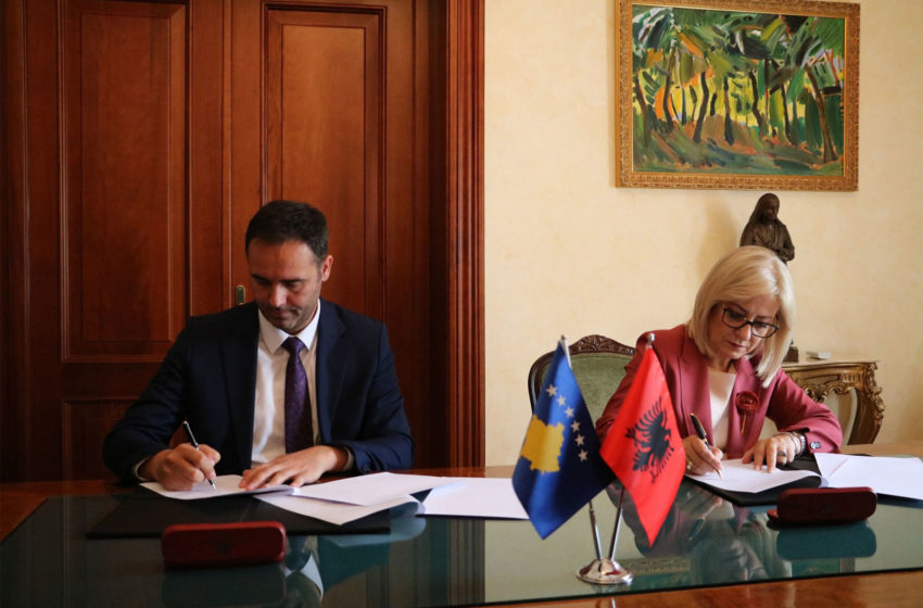  Kuvendi i Kosovës dhe Kuvendi i Shqipërisë nënshkruajnë Memorandum Bashkëpunimi