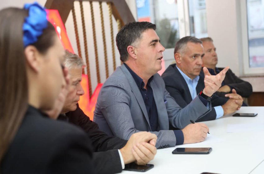  Nazim Gagica (AAK): Qeverisja komunale në Gjilan ka dështuar!