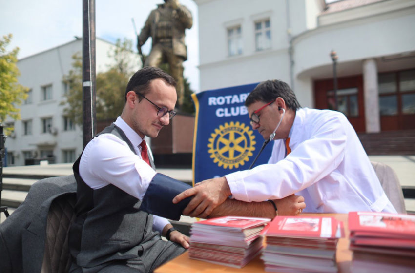 Në Ditën Botërore të Zemrës, kryetari Hyseni i bashkohet aktivitetit të vetëdijësimit të Klubit Rotarian “Gjilani” për të mbrojtur shëndetin e qytetarëve