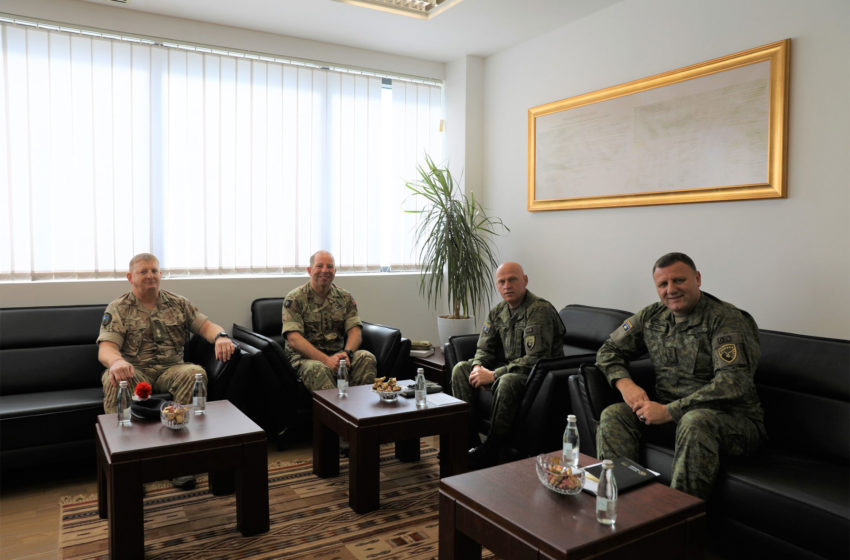  Gjeneral Jashari shprehu mirënjohje për mbështetjen e vazhdueshme që BMATT ka ofruar në zhvillimin e kuadrove të FSK-së