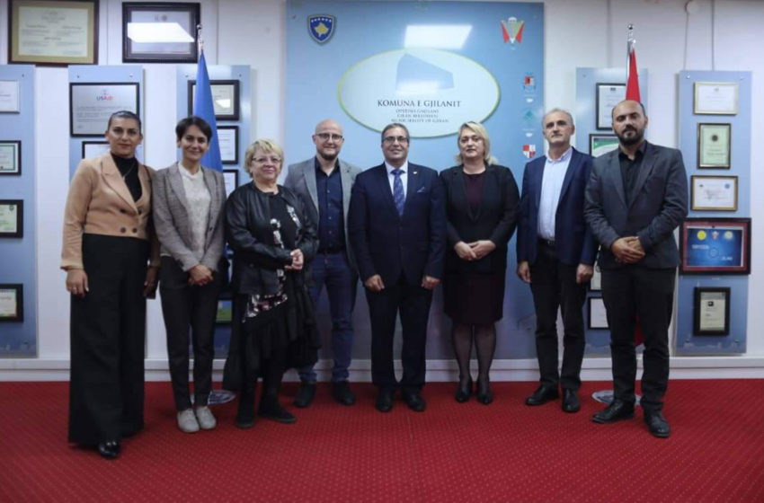  Gjilani përgëzohet nga Shoqatat e të Shurdhërve për transmetimin e seancave të Kuvendit Komunal në gjuhën e shenjave