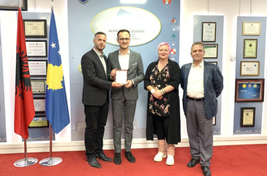  Kryetari i Gjilanit, Alban Hyseni mirëpret Unionin e Klubeve të Futbollit Shqiptar në Zvicër