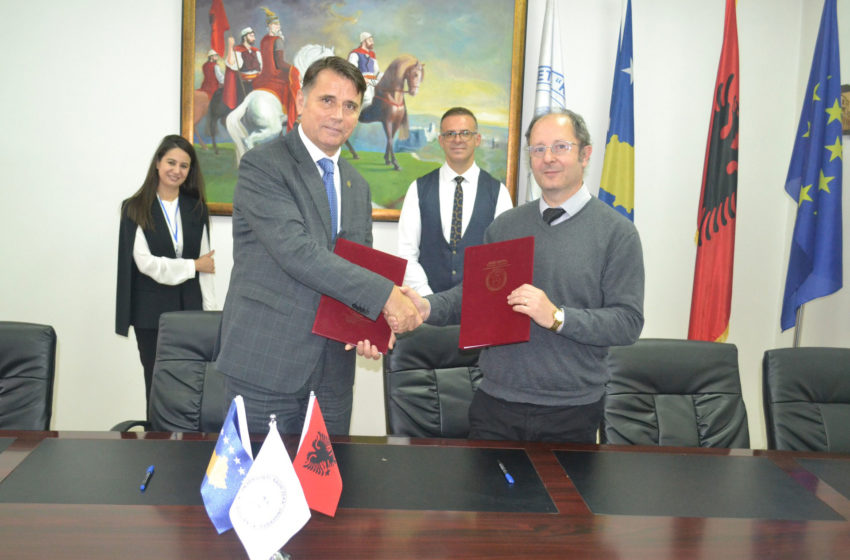  UKZ dhe Shkolla e Drejtorëve të IAP në Tiranë kanë nënshkruar marrëveshje bashkëpunimi