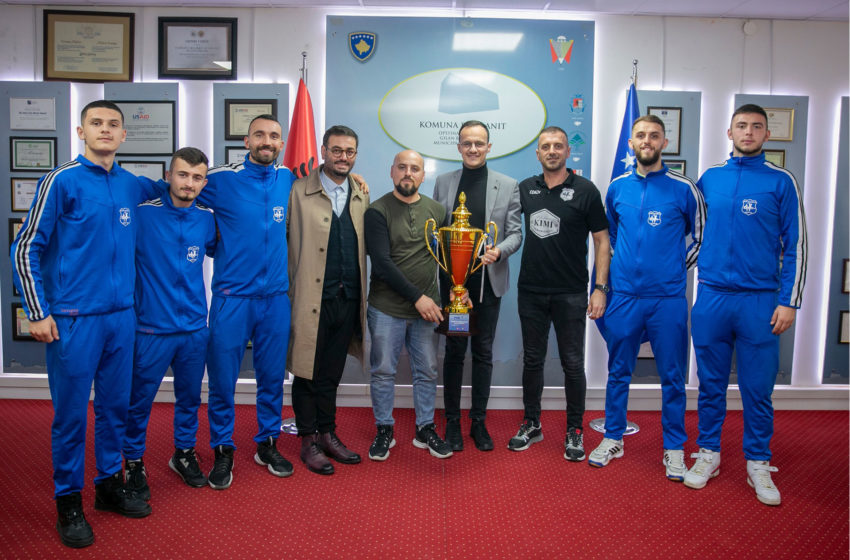  I pari i komunës së Gjilanit ndjehet krenar me suksesin e volejbollistëve të Dritës