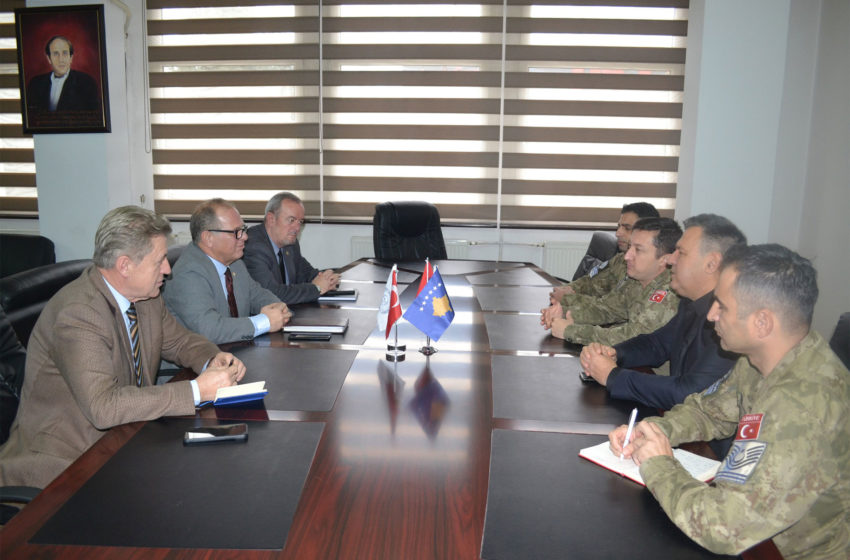  Menaxhmenti i UKZ-së ka pritur në takim Komandantin e KFOR-it në Gjilan