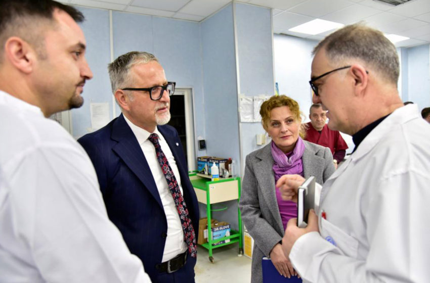  Ministri i Shëndetësisë ka vizituar Klinikën e Kardiologjisë në QKUK